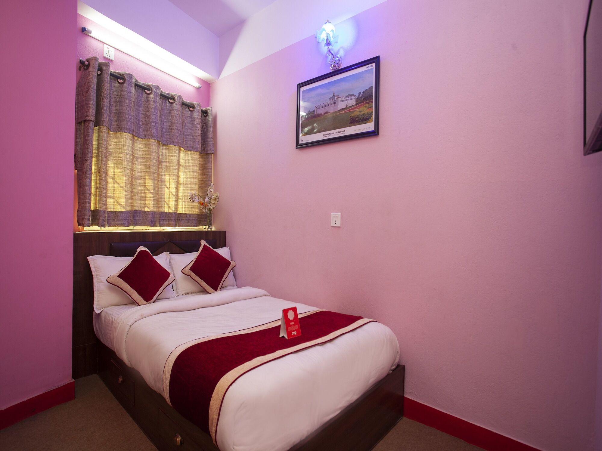 Oyo 195 Global Hotel And Resort Катманду Экстерьер фото